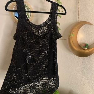 BLACK LACE TANK TOP